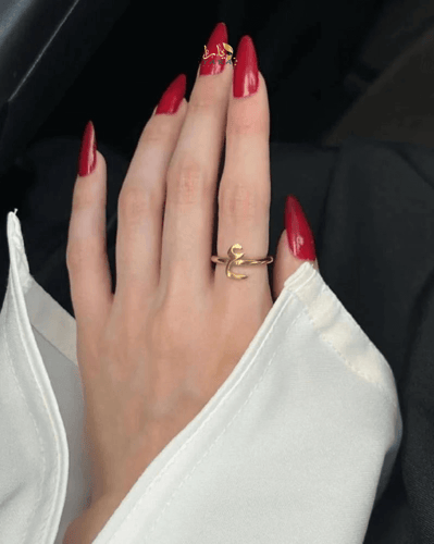 خاتم الحرف الانيق