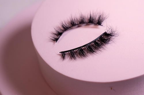 رموش المنك الطبيعي M7