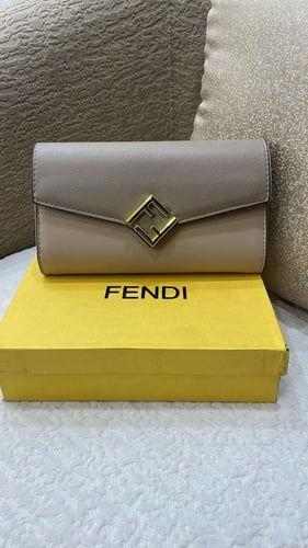 FENDI 12