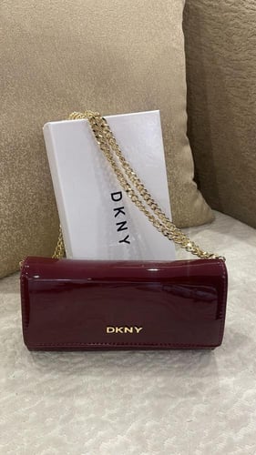 DKNY36