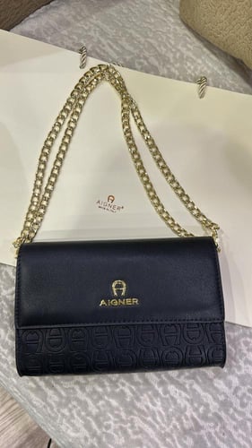 AIGNER 67