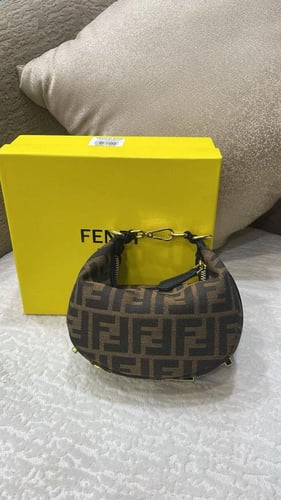 Fendi 90
