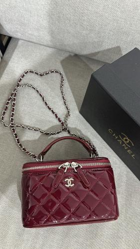 CHANEL 220