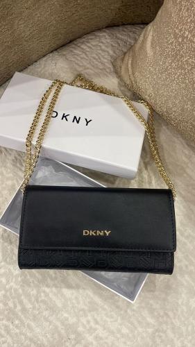 DKNY 35