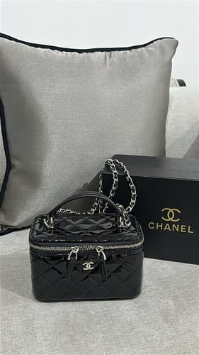CHANEL 210