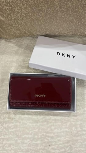 DKNY36