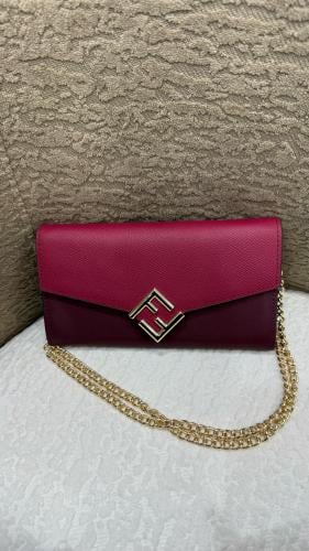 شنطة 2 FENDI