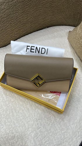 FENDI 12