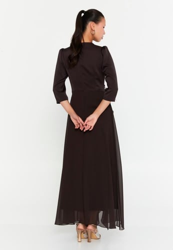 فستان سهرة طويل من الشيفون الطويل