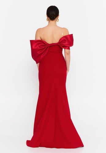 فستان سهرة أحمر