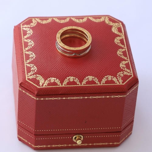 خاتم ذهب عيار 18