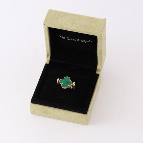 خاتم ذهب عيار 18