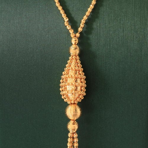 عقد ذهب صافي عيار 21