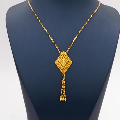 عقد ذهب عيار 21