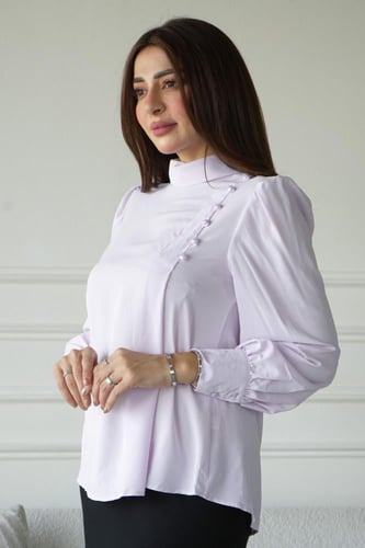 بلوزة رقبه خامه حرير ناعم