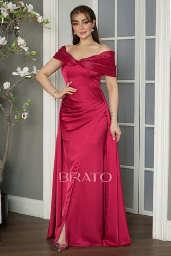 فستان احمر بقصة انيقة