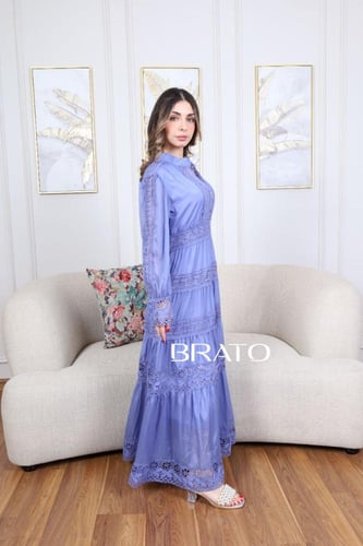 فستان دانتيل ناعم طبقات كم طويل