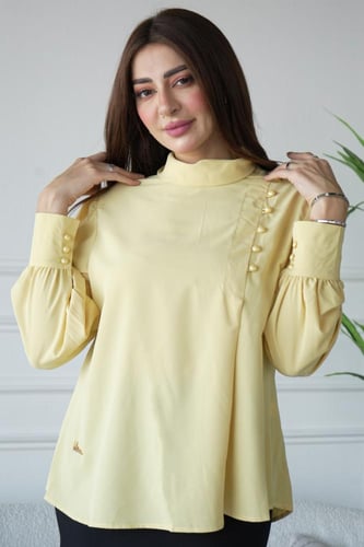 بلوزة رقبه خامه حرير ناعم