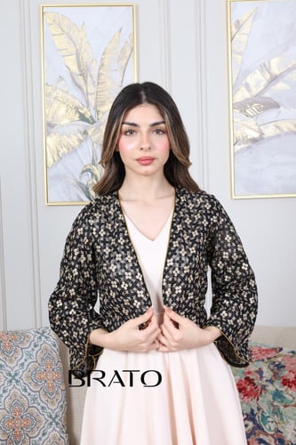 فستان بجاكيت مطرز بيج مع اسود