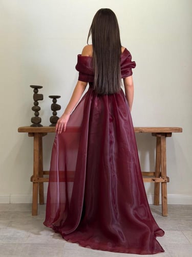 فستان سهرة ياقوتة الأوبرا