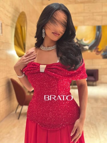 فستان أحمر أوف شولدر مطرز بالكامل