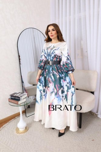 فستان بحزام طويل بتطريز بصدر تصميم انيق