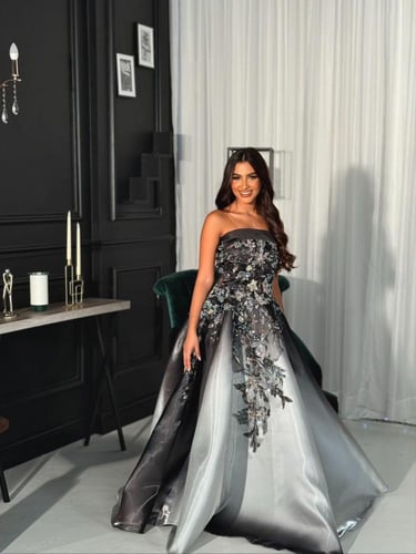 فستان سهرة مموج بتطريز فاخر للمناسبات