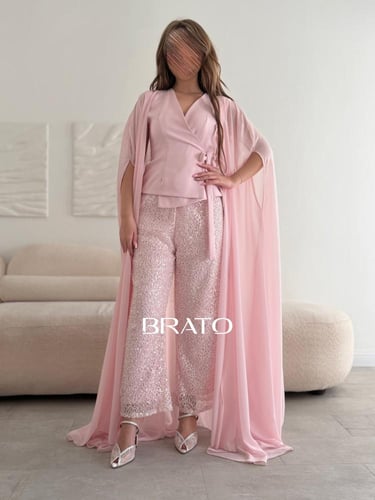 طقم "بينك غليمر مزيج السحر بين الكريب الناعم والتر...
