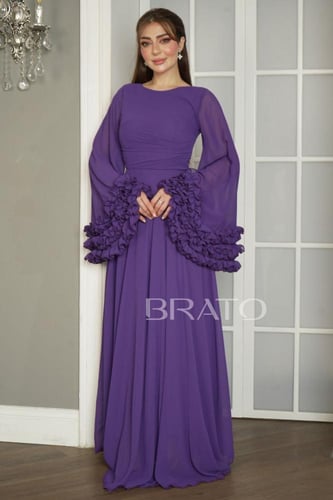 فستان شيفون ناعم بقصة انيقة من الاكمام