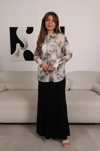 بلوزة رسميه للدوامات انيقة