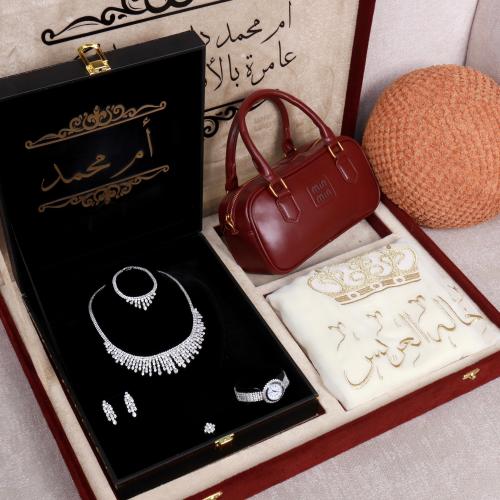 بوكس نسائي فخم