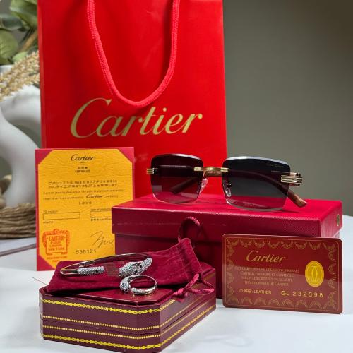 هدية نسائية نظارة وسوارة وخاتم كارتير