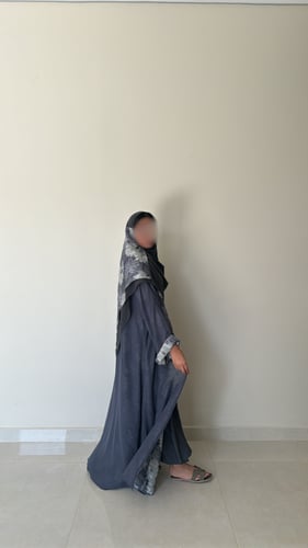 عباية شفون مبطن رصاصي