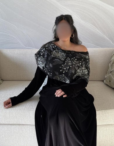 جلابيه مخمل اسود