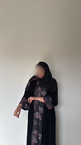 مخمل اسود مبطن