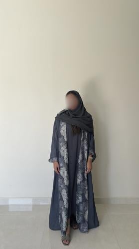 عباية شفون مبطن رصاصي