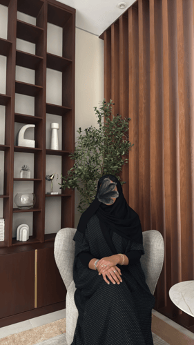 ‏‎عبايه مصنوعة بقماش الشيفون المنقط (نقط صغيره)