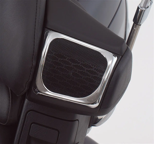 REAR SPEAKER TRIM كروم برواز للسماعات الخلفية من ش...
