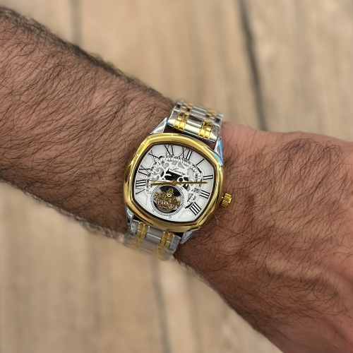 ساعة رجالية بسير ستيل بلون فضي و ذهبي