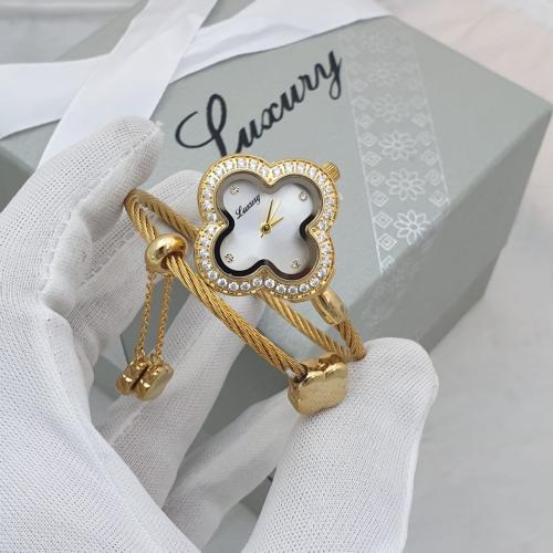 ساعة نسائية بسير ستيل بلون ذهبي