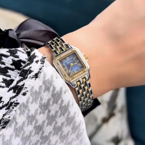 ساعة نسائية ستيل بلون ذهبي وفضي