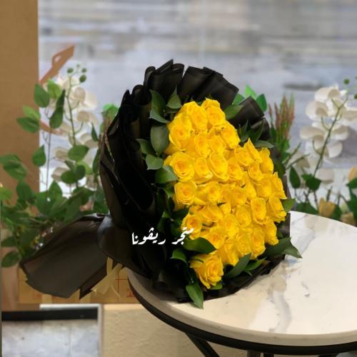 باقه ورد على شكل قلب