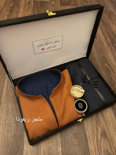 البوكس الشتوي خاتم فضه سديري وقماش كحلي