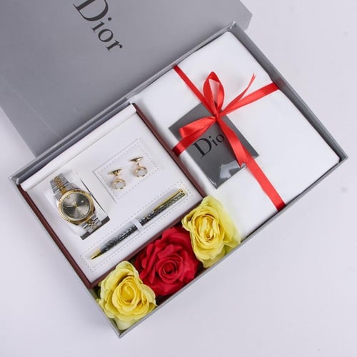 بوكس مميز قماش ثوب وطقم ساعه