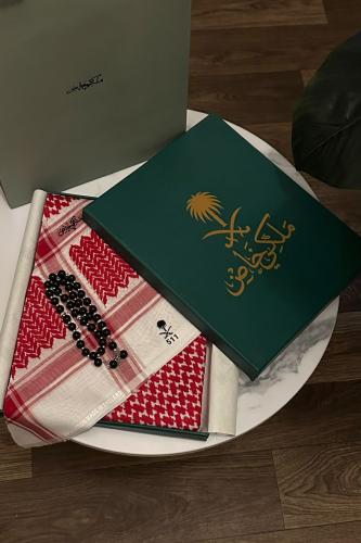 شماغ وسبحه برمز قبيلتك أو بدون