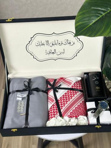 طقم شماغ قماش مبخره وساعه