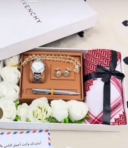 عرض شماغ وطقم ساعه