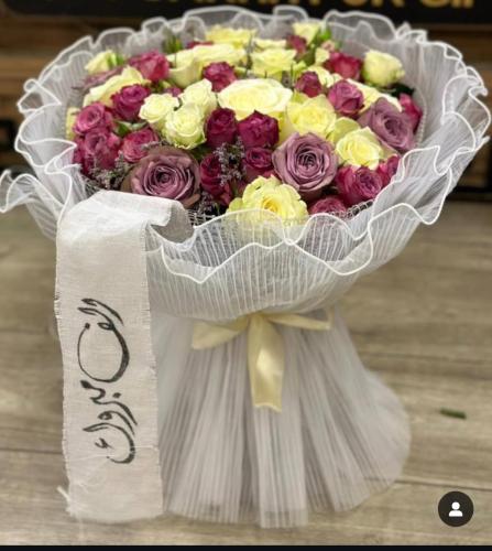 باقه ورد ملون