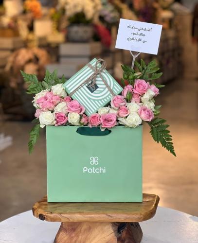 شوكلت باتشي ربع كيلو مع الورد