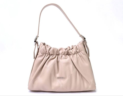 حقيبة بتصميم انيق